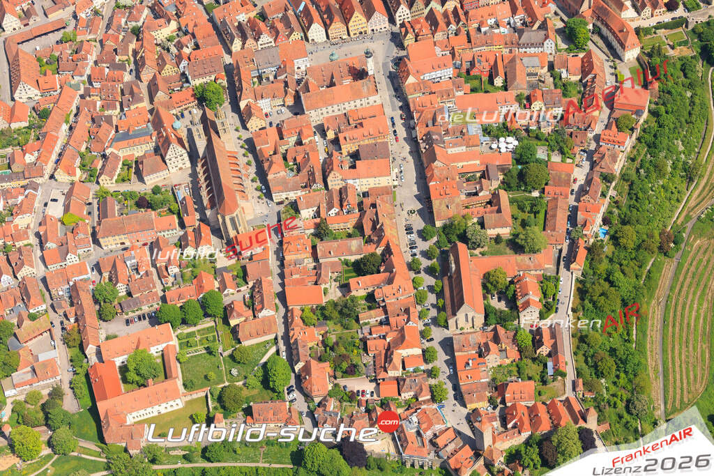 Luftbild von Altstadt Rothenburg-tauber - Luftaufnahme wurde 2015 von https://frankenair.de mittels Flugzeug (keine Drohne) erstellt - die Geschenkidee
