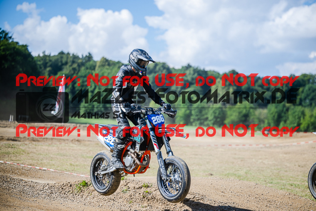 MaZZes_FotoMatrix_220904_3917 | S3