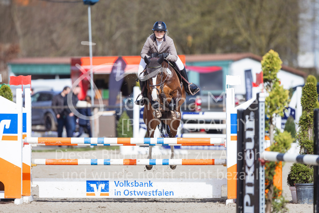 260404_Fruehlingsfest_SprPf-L-242 | Deine schönsten Turniermomente als professionelle Fotos! Entdecke hochwertige Pferdesport-Fotografie im Online-Shop. Jetzt Fotos finden & bestellen!