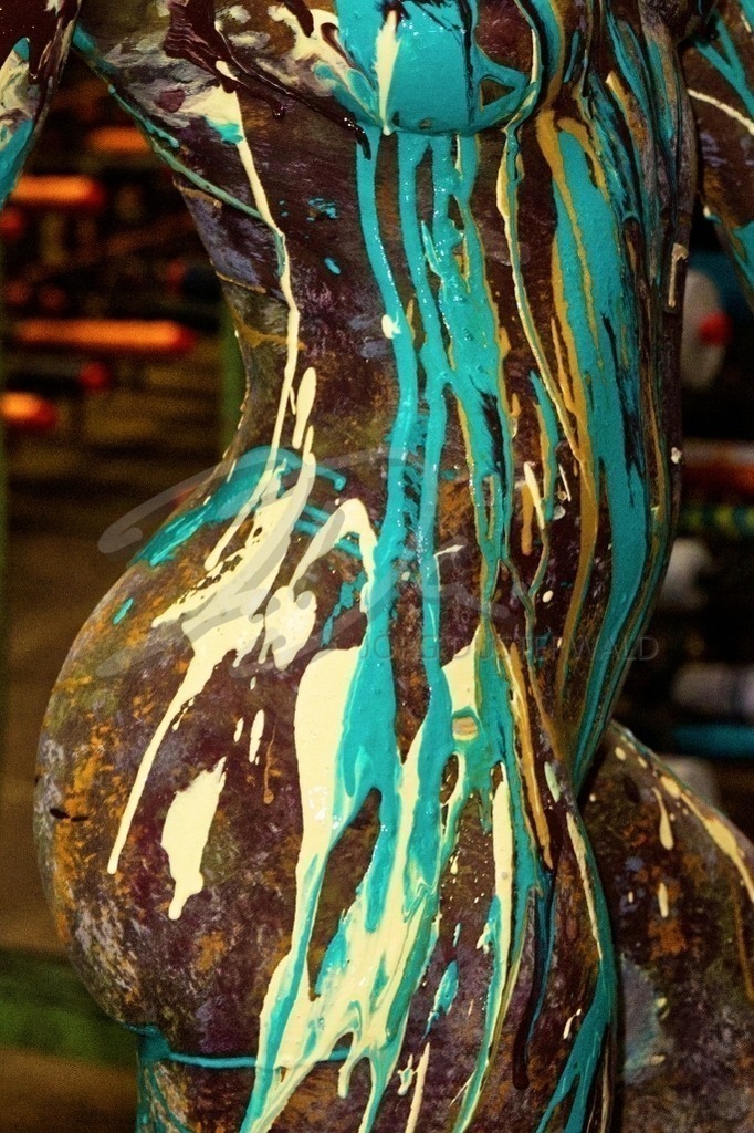 BodyArt-DARKSKINSPLASH_2103a2 | #001 | Modell: Clémentine | Foto: Tschiponnique Skupin - Realisiert mit Pictrs.com