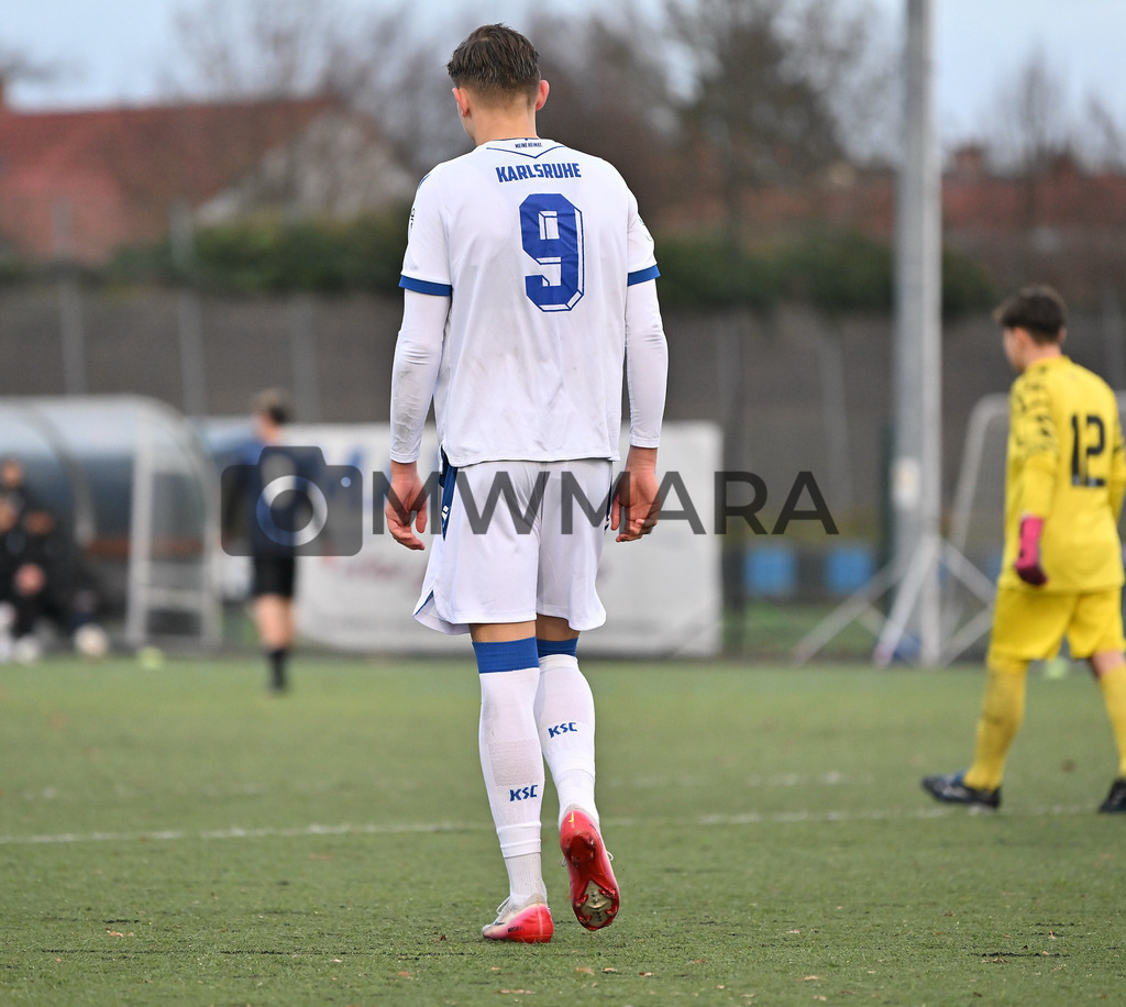 Fussball I Herren I Saison 2025-2026 I Bundesliga I 6. Spieltag I Eintracht Frankfurt - FC Bayern München  | MWMARA - Realisiert mit Pictrs.com