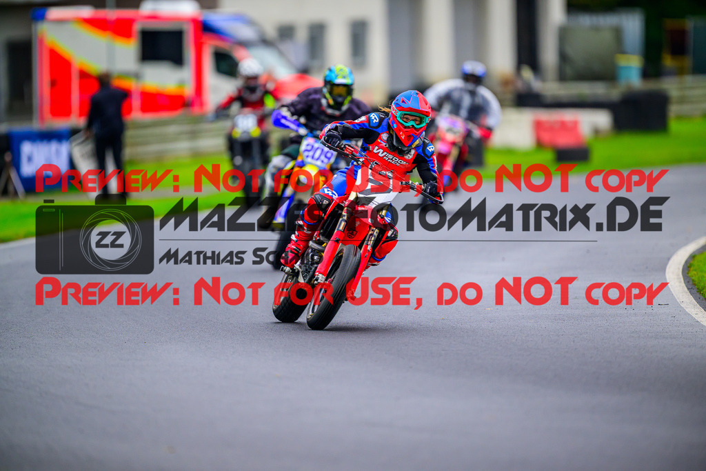 MaZZes_Fotomatrix_20251004_6007705_1239 | S4