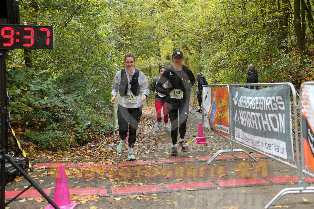 251026_1351_EX1_4005 | Sportfotografie im Rhein-Sieg Kreis, Köln, Bonn, NRW, Rheinland Pfalz, Hessen, etc. Unser Tätigkeitsfeld umfasst den Laufsport vom Volkslauf über den Marathon, Duathlon, Triathon bis zum Ultralauf wie Kölnpfad Ultra oder Schindertrail.