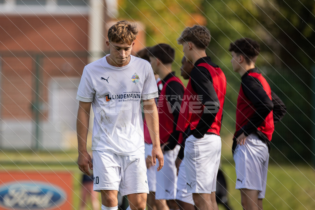 20251003_Picselweb-Fotografie_1R3_1834 | DFB Pokal 2. Runde, JFV A/O/B/H/H - SV Stuttgarter Kickers, Foto: Jörg Struwe - picselweb.de - Realisiert mit Pictrs.com