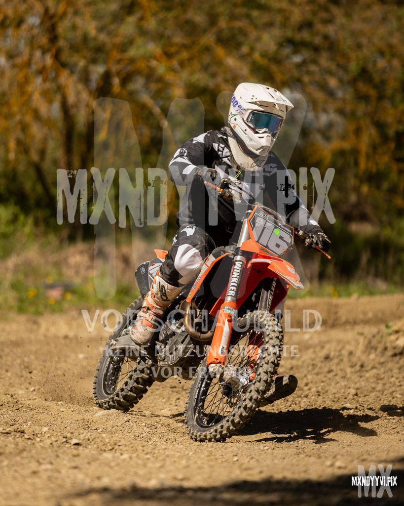 866A5062 | mxndyyvipix