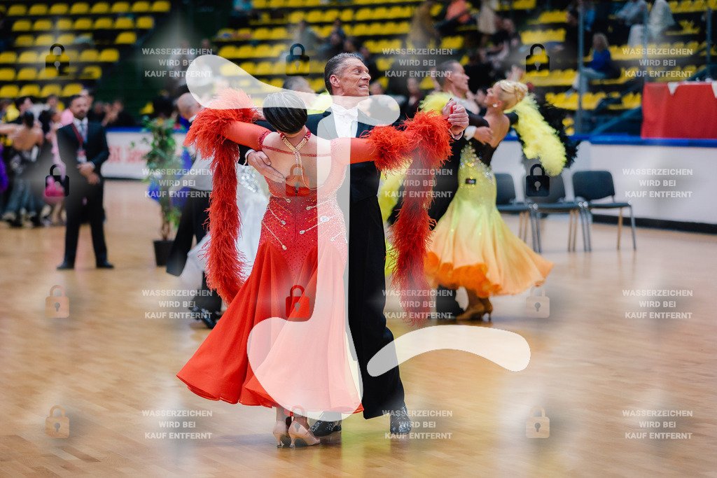 Hessen Tanzt WDSF Open Senior III Standard 6th (321) Ronny Romijn _ Anne Romijn-Briene (Netherlands)-2025-05-17-9915 | Webshop for digital downloads and prints of dance sport, event & show photographer Julian Link - Realisiert mit Pictrs.com