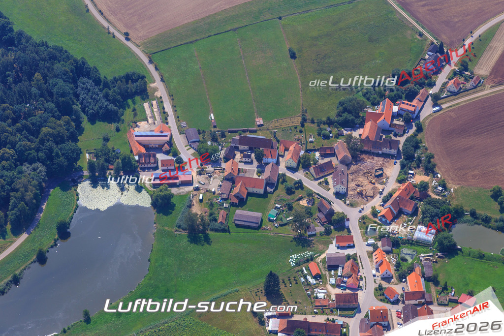 Luftbild von  Weidenbach - Luftaufnahme wurde 2015 von https://frankenair.de mittels Flugzeug (keine Drohne) erstellt - die Geschenkidee