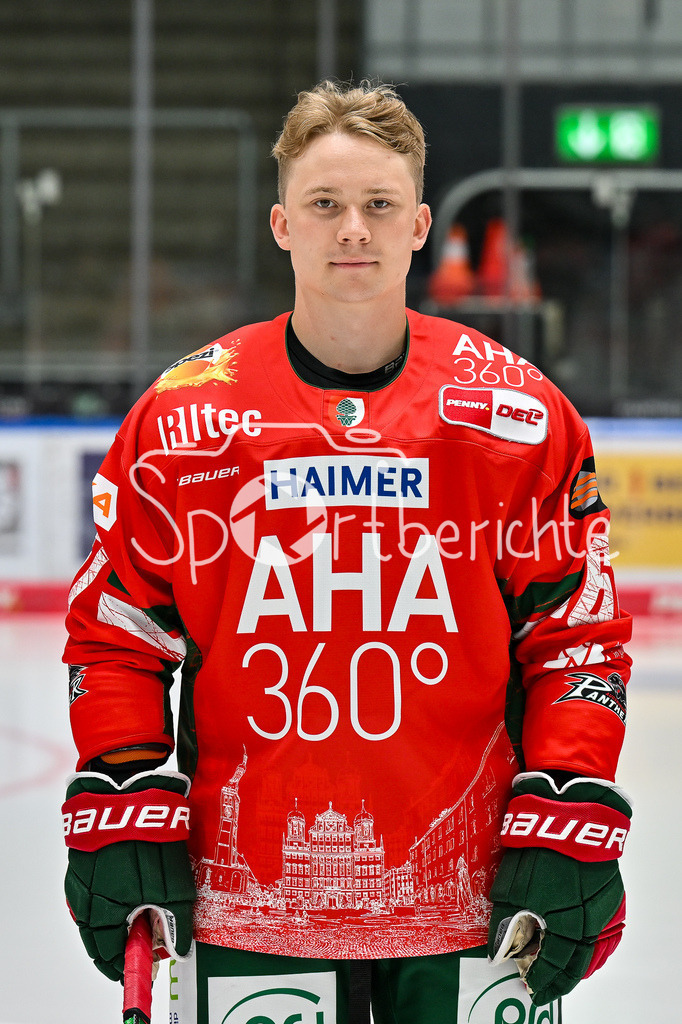 Augsburger Panther 2025/26 | im Bild Florian ELIAS (Augsburger Panther #67) / Einzelfoto / Freisteller / Media Day Augsburger Panther: Curt-Frenzel Stadion am 06.08.2025