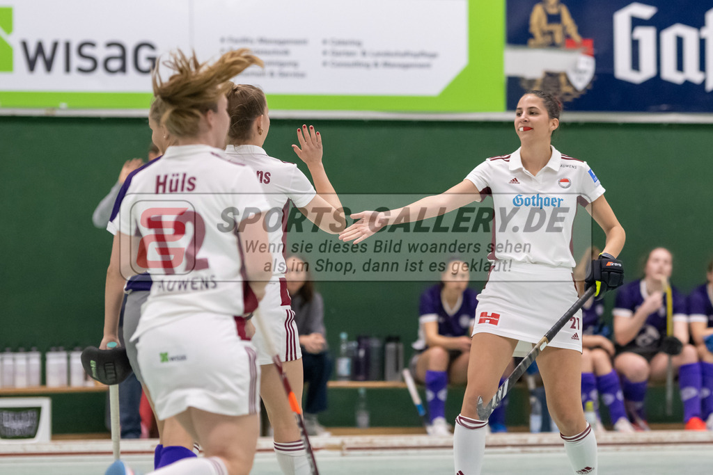 SFE_20221126_0033 | 1. Bundesliga Hockey Damen Rot-Weiss Köln - Bonner THV am 26.11.2022 in Köln (KTHC Stadion Rot-Weiss Köln Tennis and Hockey Club), Photo: Stephan Fehrmann 2022 (Sports-Gallery),Maja Weber ( Rot-Weiss Köln #21 )