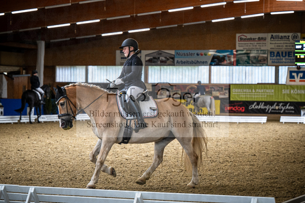 DOS_0265 | Entdecke hochwertige Reitturnierfotos von Foto Oger. Professionell, emotional und authentisch – jetzt Lieblingsmomente im Shop bestellen.Deutschlandweite Turnierfotografie. - Realisiert mit Pictrs.com