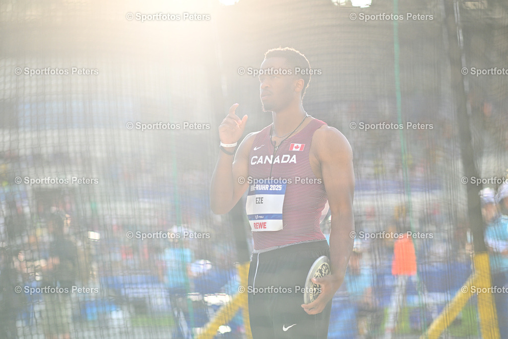KP1_7706_1 | 21.07.2025, xkaix, Leichtathletik, FISU World University Games 2025 v.l. Wesley Eze (Kanada) - Realisiert mit Pictrs.com