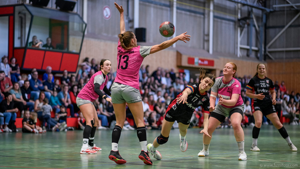 _DSC9151 | "Fussifoto.com – Ihr Ansprechpartner für hochwertige Fotografie! Entdecken Sie kreative Bilder und professionelle Dienstleistungen. Kontaktieren Sie uns für Ihre Projekte!"