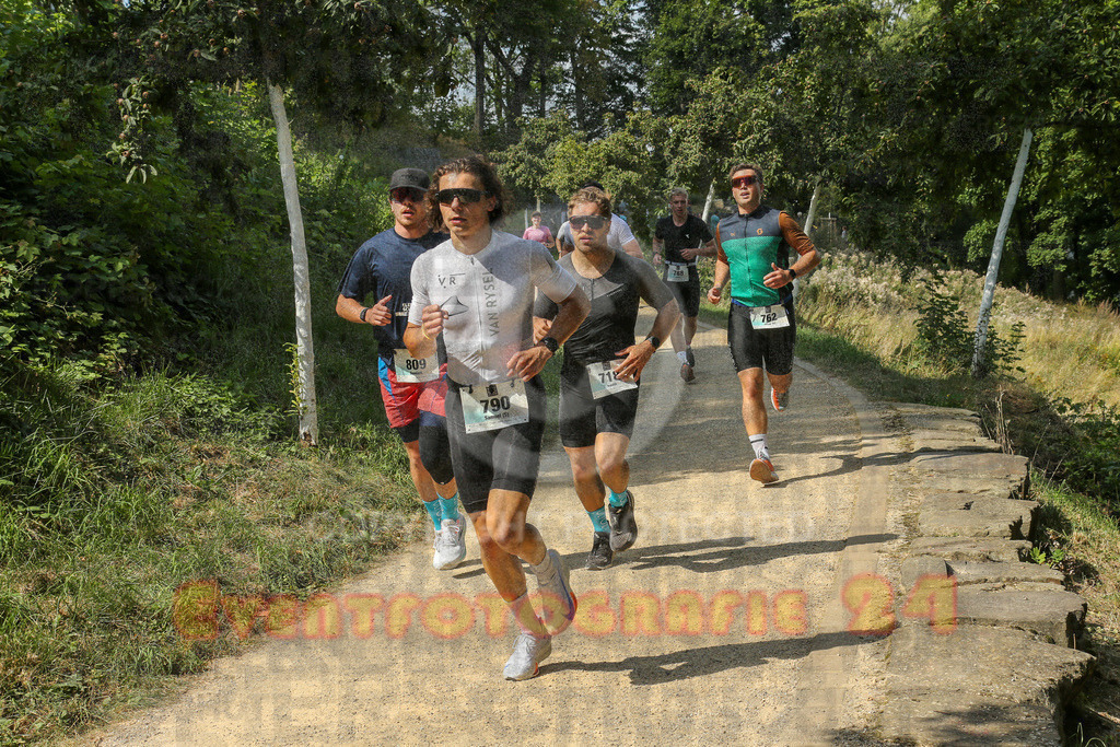 250824_1445_EX1_7424 | Sportfotografie im Rhein-Sieg Kreis, Köln, Bonn, NRW, Rheinland Pfalz, Hessen, etc. Unser Tätigkeitsfeld umfasst den Laufsport vom Volkslauf über den Marathon, Duathlon, Triathon bis zum Ultralauf wie Kölnpfad Ultra oder Schindertrail.