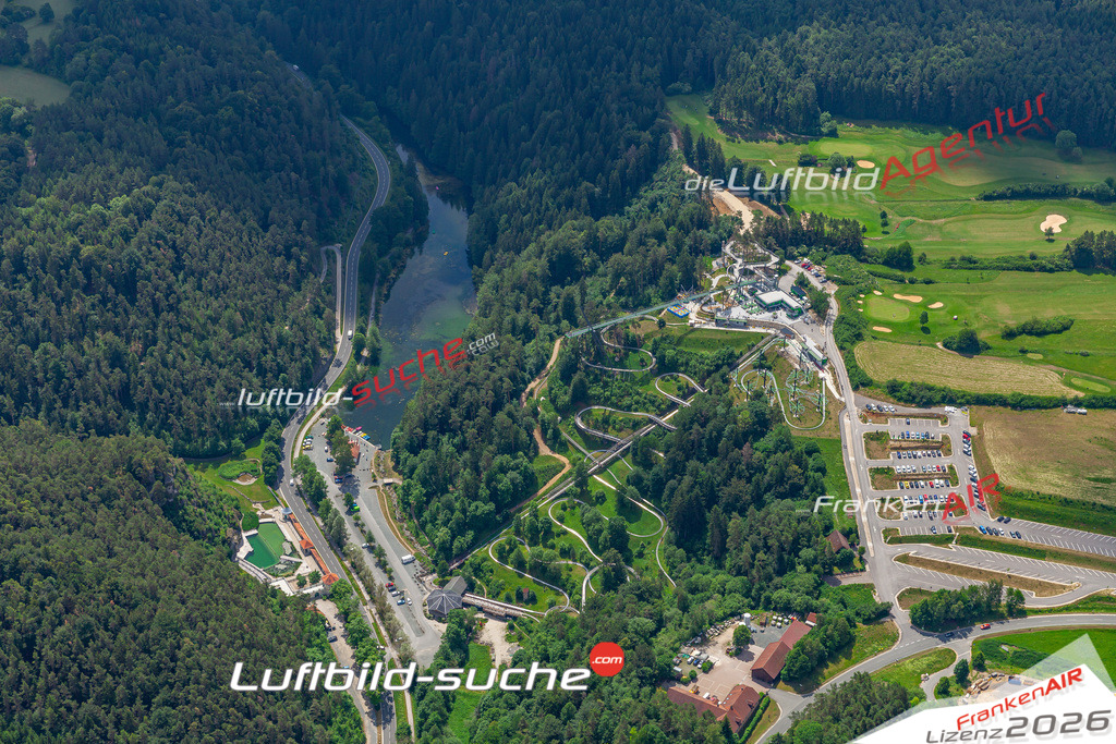 Das Luftbild der Stadt Pottenstein wurde 2019 vom Flugzeug heraus erstellt (keine Drohne) Aufnahmehöhe ca.400 Meter- hohe Auflösung- beste Druck-Qualität garantiert!