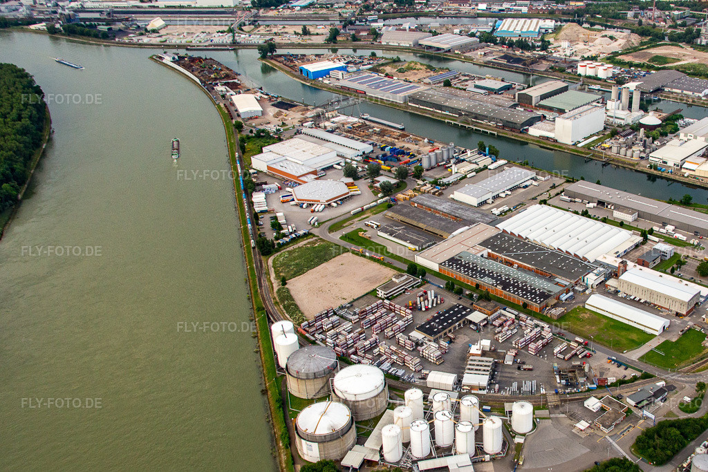 Luftbild: Rheinauhafen im Ortsteil Rheinau in Mannheim im Bundesland Baden-Württemberg in Deutschland. Foto: IMG_090960.jpg vom 04.07.2016 durch Werner Riehm/FLY-FOTO.de