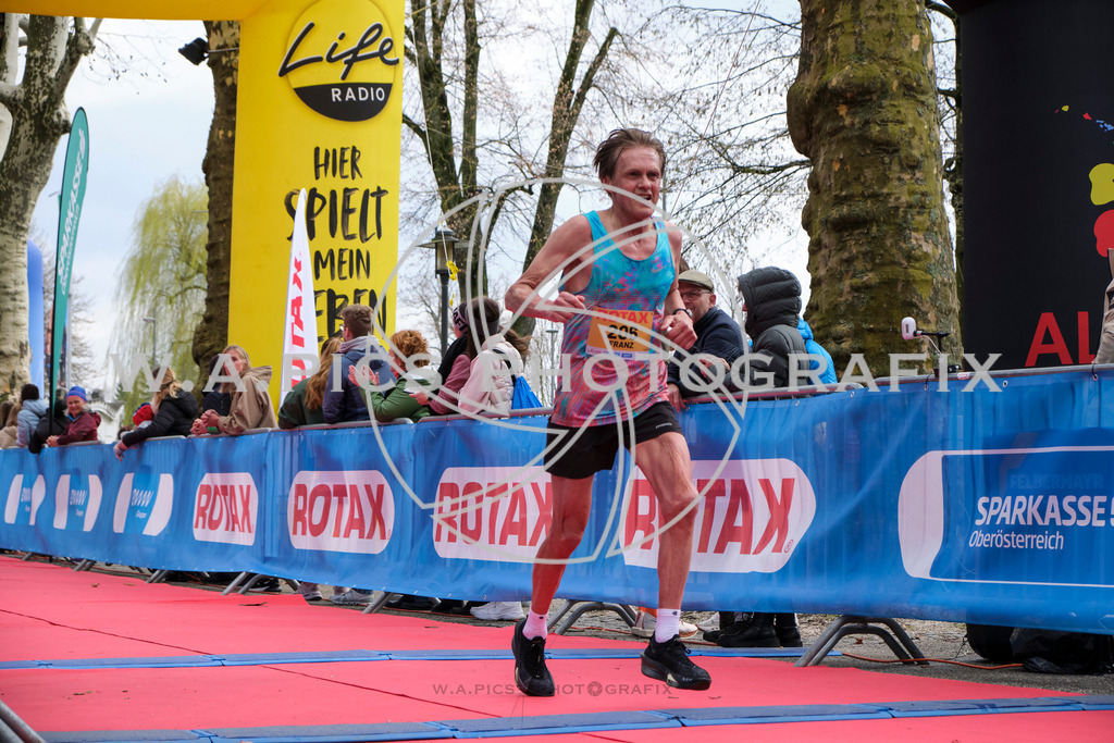 ..... | AUSTRIA, Wels, 30.03.25, ALOHA Wels Halbmarathon, Image Shows: , Foto: Wapics/RING M.