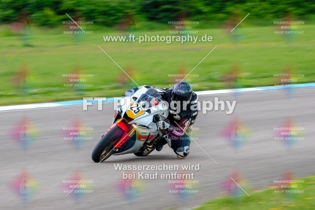 MotoTeam-3668 | Hier findet Ihr Bilder von Touristenfahrten auf der Nürburgring Nordschleife oder von anderen Veranstaltungen die ich besucht habe. Viel Spass beim Durch Schauen 
