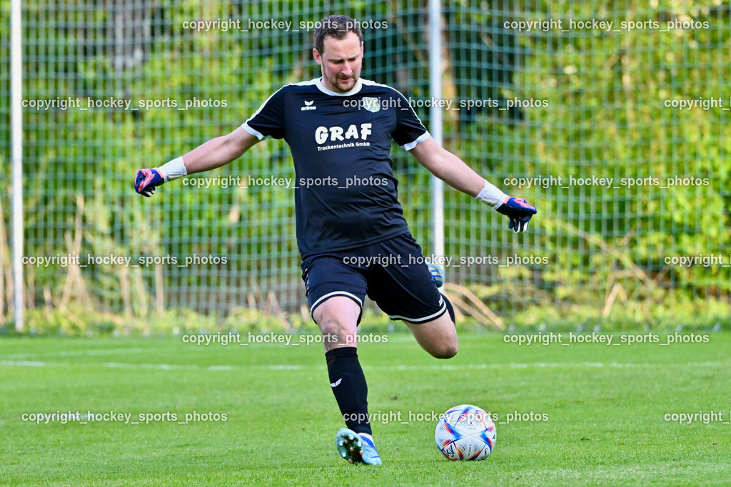 Dellach Gail vs. Rapid Lienz | #1 Julian Weiskopf Rapid Lienz, Dellach Gail vs. Rapid Lienz, Dellach Gail vs. Rapid Lienz am 26.04.2024 in Dellach (Sportplatz Dellach Gail), Austria, (Photo by Bernd Stefan)