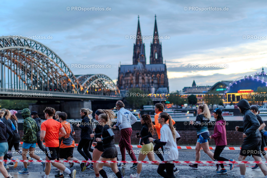 23. Nachtlauf des ASV Koeln; Koeln, 13.05.26 | Impressionen vom 23. Nachtlauf des ASV Koeln am 13.05.26 in der  von Koeln (Deutschland). Foto: BEAUTIFUL SPORTS/Bernd Hoffmann