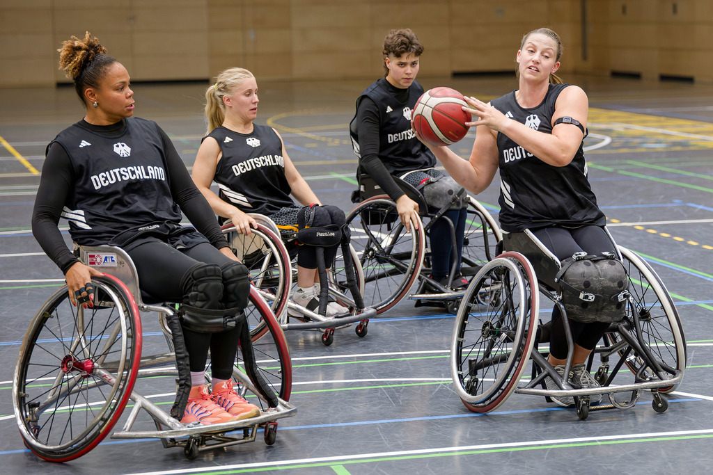 Frauen  Nationalmannschft Rollstuhlbasketball 099 | Sportfotos und Eventgalerien von FX-Sportfotografie. Bilder von Fußball, Vereinsveranstaltungen und Events direkt ansehen und als Download bestellen. - Realisiert mit Pictrs.com