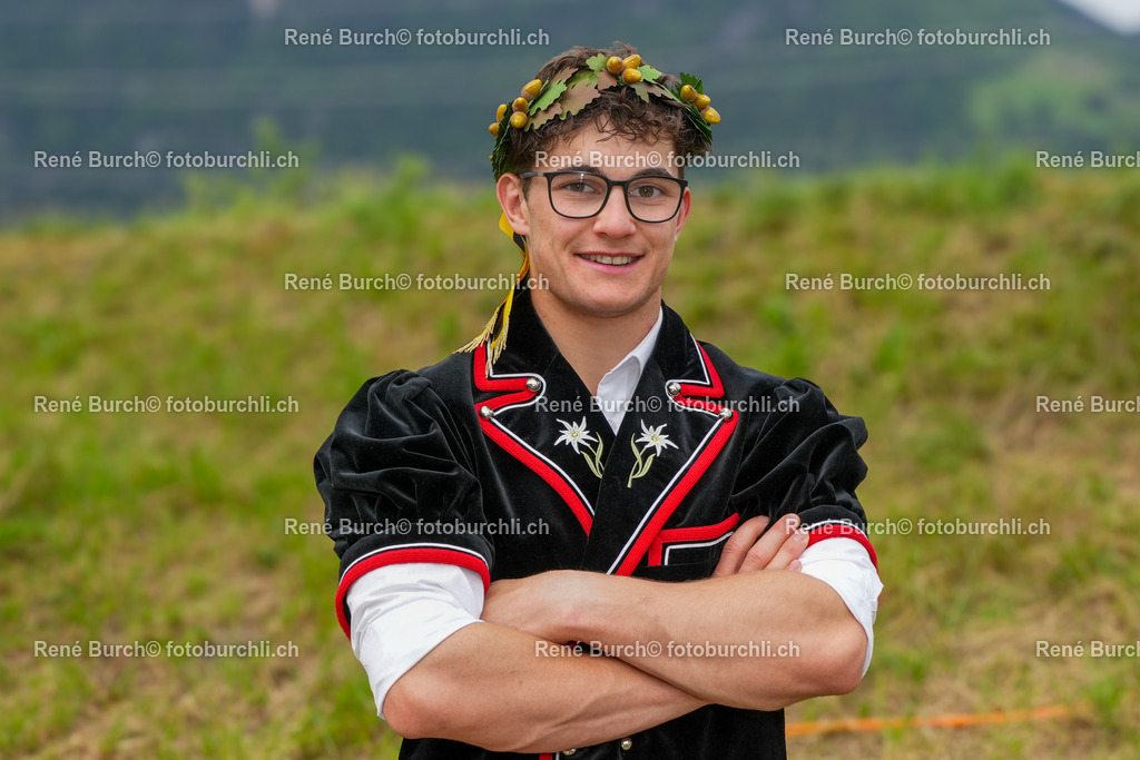 Krauer Andri | René Burch leidenschaftlicher Fotograf aus Kerns in Obwalden.  Hier finden sie Sport, Landschaft und Natur Fotografie.
 - Realisiert mit Pictrs.com