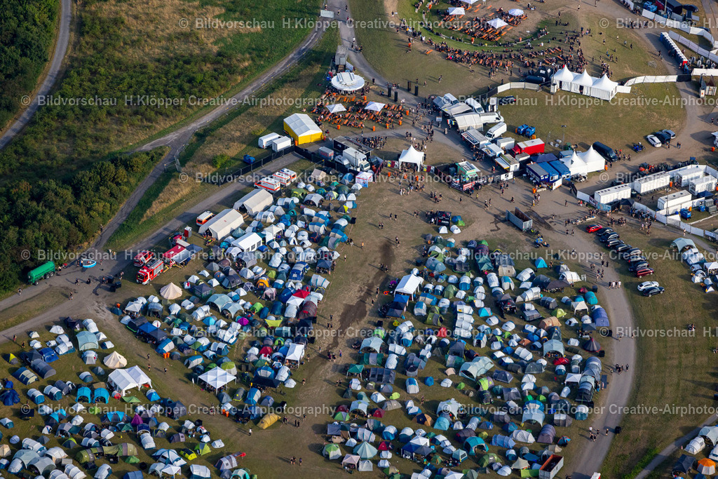 Luftbild Neukirchen-Vluyn-5473 | Musik- Konzert " Dong Open Air " auf der Freilichtbühne in Neukirchen-Vluyn im Bundesland Nordrhein-Westfalen, Deutschland - Realisiert mit Pictrs.com