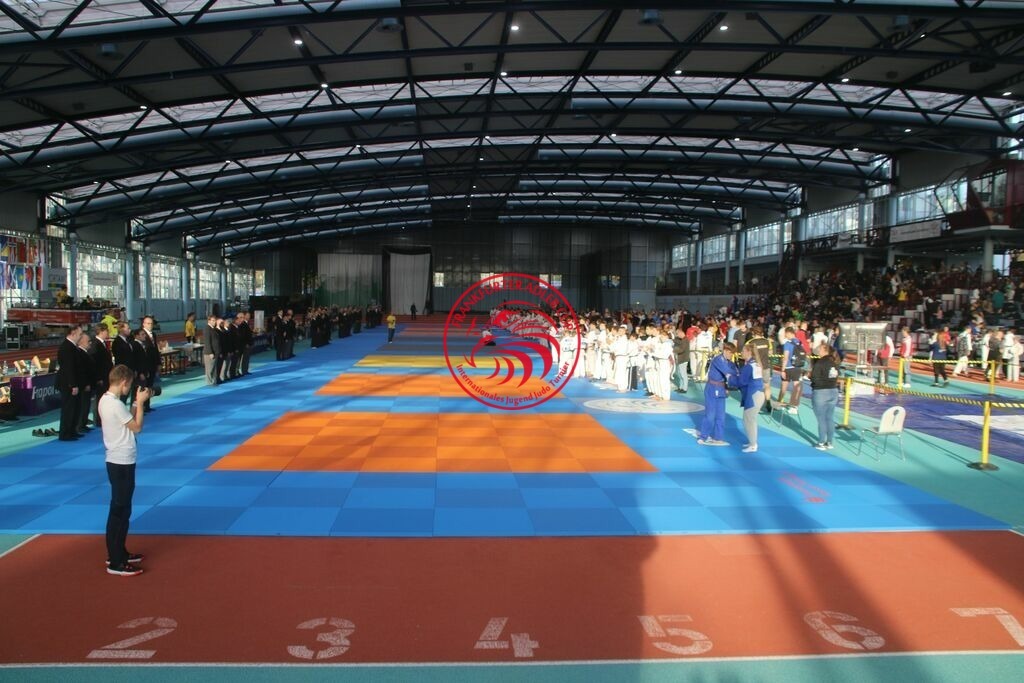 MSY-2022-10-30-7893 | Fotos vom Adler Cup - Pictures from Adler Cup

Hier findet Ihr alle Eindrücke und großen Momente der Adler Cup Wochenenden. Here you will find all impressions and great moments of the Adler Cup weekends. - Realisiert mit Pictrs.com