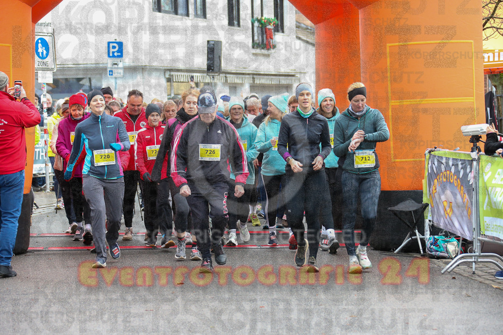 251130_1032_EX1_5113 | Sportfotografie im Rhein-Sieg Kreis, Köln, Bonn, NRW, Rheinland Pfalz, Hessen, etc. Unser Tätigkeitsfeld umfasst den Laufsport vom Volkslauf über den Marathon, Duathlon, Triathon bis zum Ultralauf wie Kölnpfad Ultra oder Schindertrail.