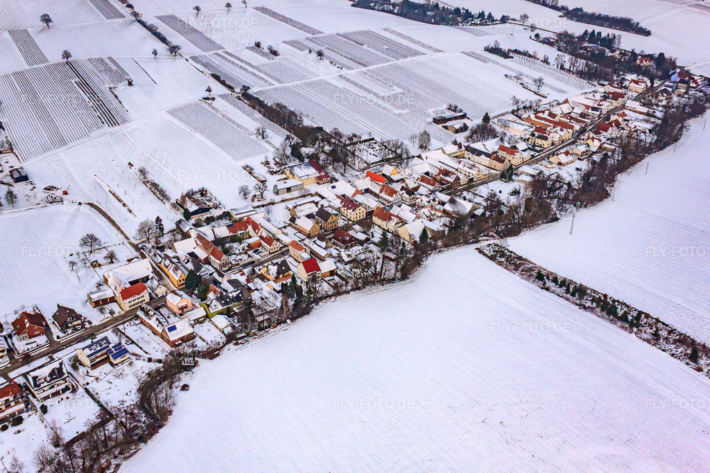 Luftbild: Hauptstraße bei Schnee in Vollmersweiler im Bundesland Rheinland-Pfalz in Deutschland. Foto: IMG_23637.jpg vom 16.01.2010 durch Werner Riehm/FLY-FOTO.de