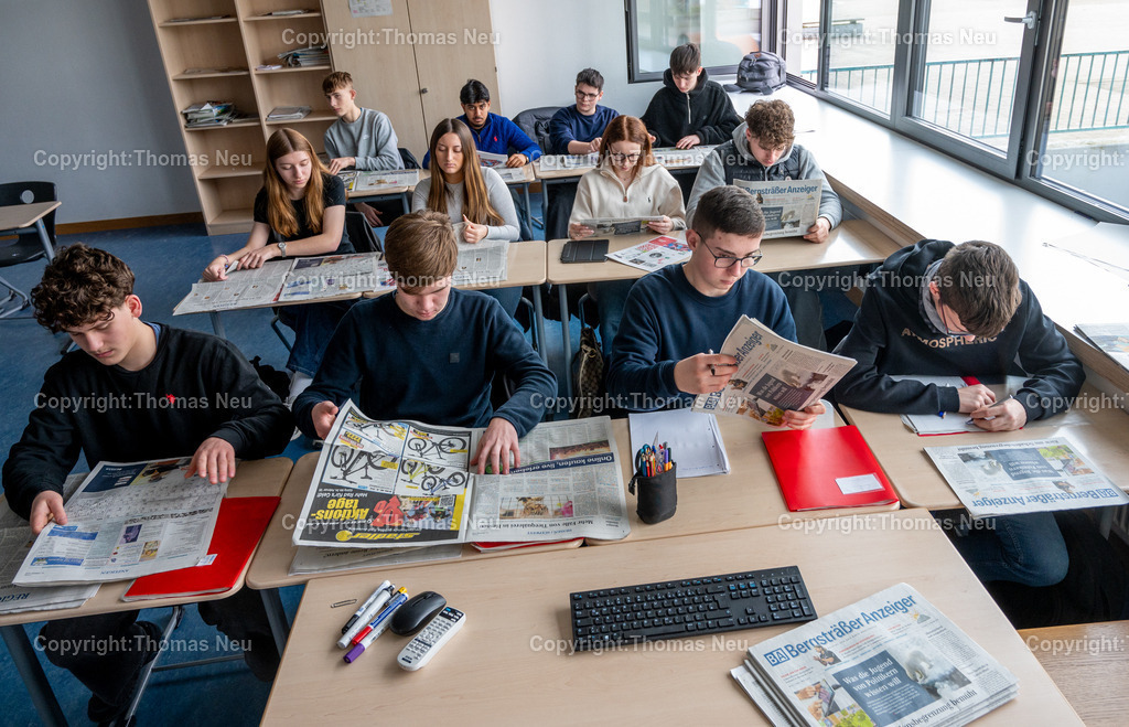 DSC_2820 | bre, Klasse Medien, Geschwister Scholl Schule Bensheim, Sina Roth zu Gast bei Klasse 10GA,, Bild: Thomas Neu