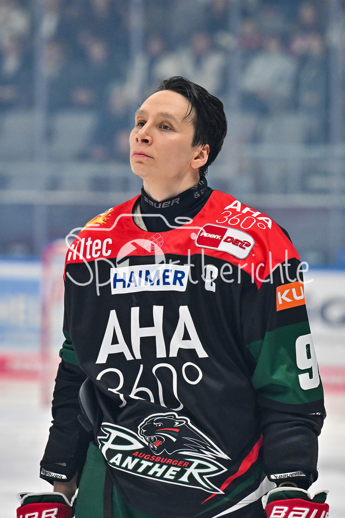Augsburger Panther - Düsseldorfer EG | Im Bild Anrei HAKULINEN (Augsburger Panther #94)  bei den Starting Six / Einzelfoto / Freisteller / DEL: Augsburger Panther - Duesseldorfer EG, Curt Frenzel Stadion am 04.03.2025