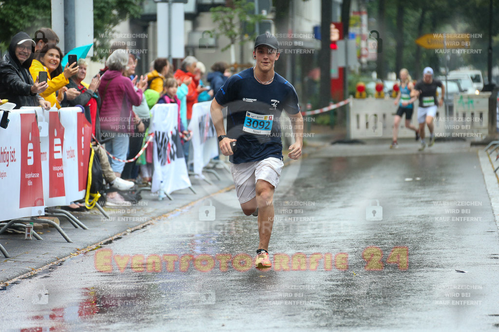 240622_1141_EX1_8576 | Sportfotografie im Rhein-Sieg Kreis, Köln, Bonn, NRW, Rheinland Pfalz, Hessen, etc. Unser Tätigkeitsfeld umfasst den Laufsport vom Volkslauf über den Marathon, Duathlon, Triathon bis zum Ultralauf wie Kölnpfad Ultra oder Schindertrail.
