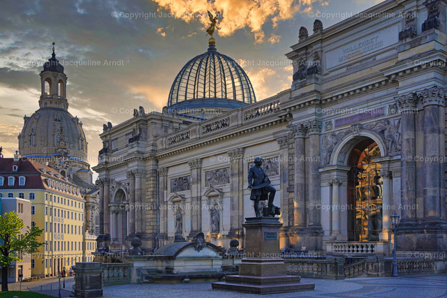 brühlsche | Fotografie Photography Dresden Photoshooting  Fotoshooting Fotografin Dresdencity Bilder  Foto Dresdenvideos Kalender Postkarten Bilderdownload Portrait Hochzeitsfotografie Familienfotos Bewerbungsbilder Studiofotografie Fotograf Dresdenbilder Business - Realisiert mit Pictrs.com