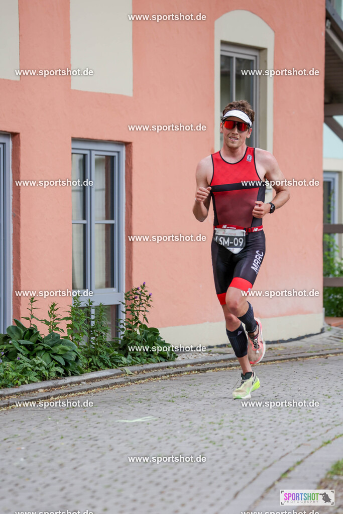 KSZ_5892 | Stadttriathlon Erding 2025. #yourpictrs #sportshot_your_pictrs @Sportshotphotography #stadttriathlonerding Copyright: www.sportshot.de