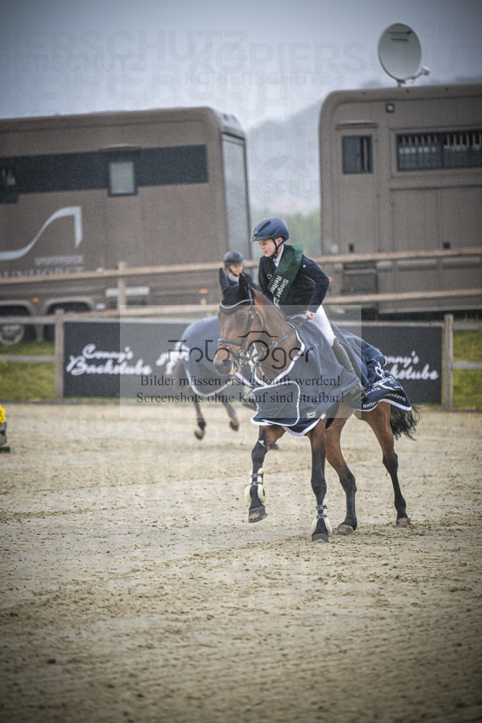 DOS_0124 | Entdecke hochwertige Reitturnierfotos von Foto Oger. Professionell, emotional und authentisch – jetzt Lieblingsmomente im Shop bestellen.Deutschlandweite Turnierfotografie. - Realisiert mit Pictrs.com