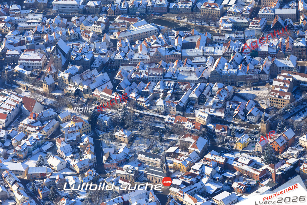 Die Luftaufnahme der Stadt Kronach wurde vom UL-Flugzeug heraus erstellt ( keine Drohne )- hohe Auflösung für beste Qualität