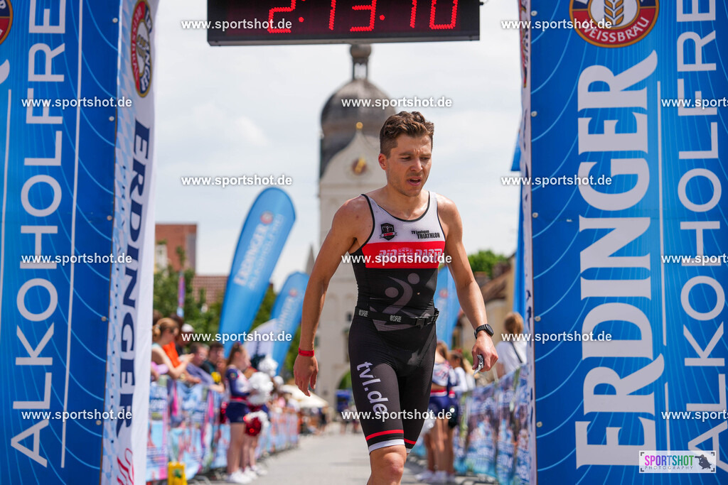 DSC03435 | Stadttriathlon Erding 2025. #yourpictrs #sportshot_your_pictrs @Sportshotphotography #stadttriathlonerding Copyright: www.sportshot.de