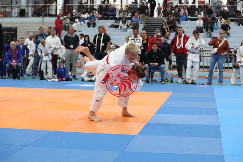 1J7A2841 | Fotos vom Adler Cup - Pictures from Adler Cup

Hier findet Ihr alle Eindrücke und großen Momente der Adler Cup Wochenenden. Here you will find all impressions and great moments of the Adler Cup weekends. - Realisiert mit Pictrs.com