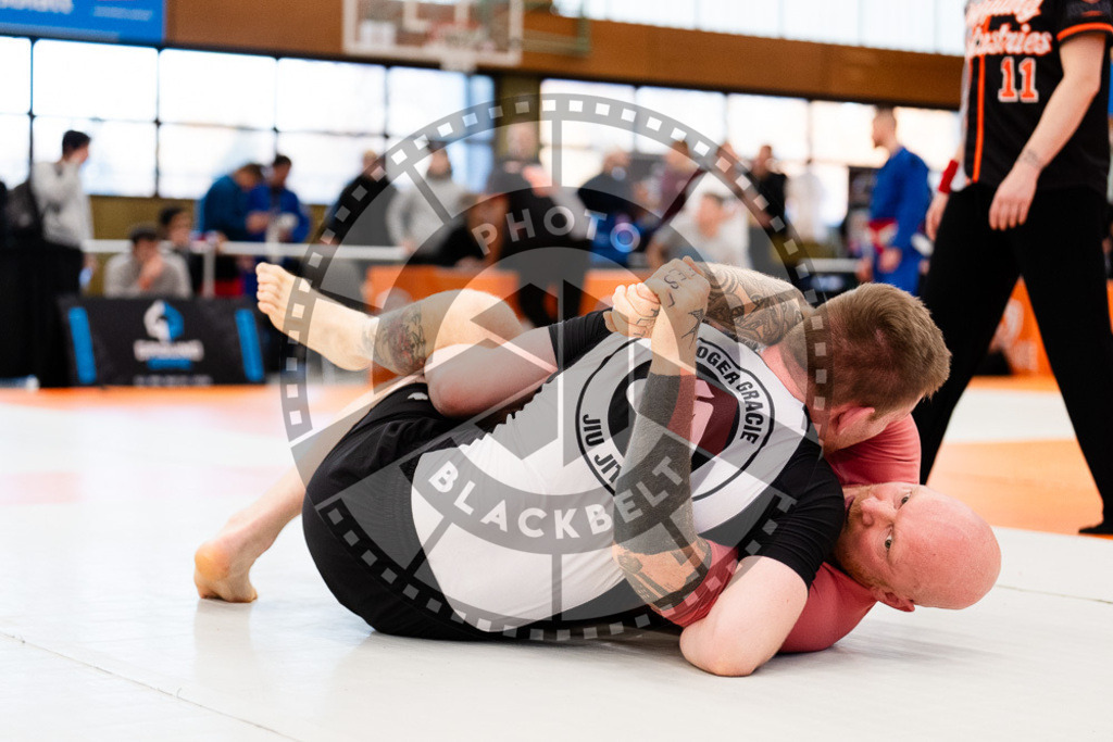 20251122PBB13651 | Athletes compete during the Grappling Industries Berlin Jiu-Jitsu and Grappling Championship, on November 22, 2025 in Berlin, Germany. © photoblackbelt
