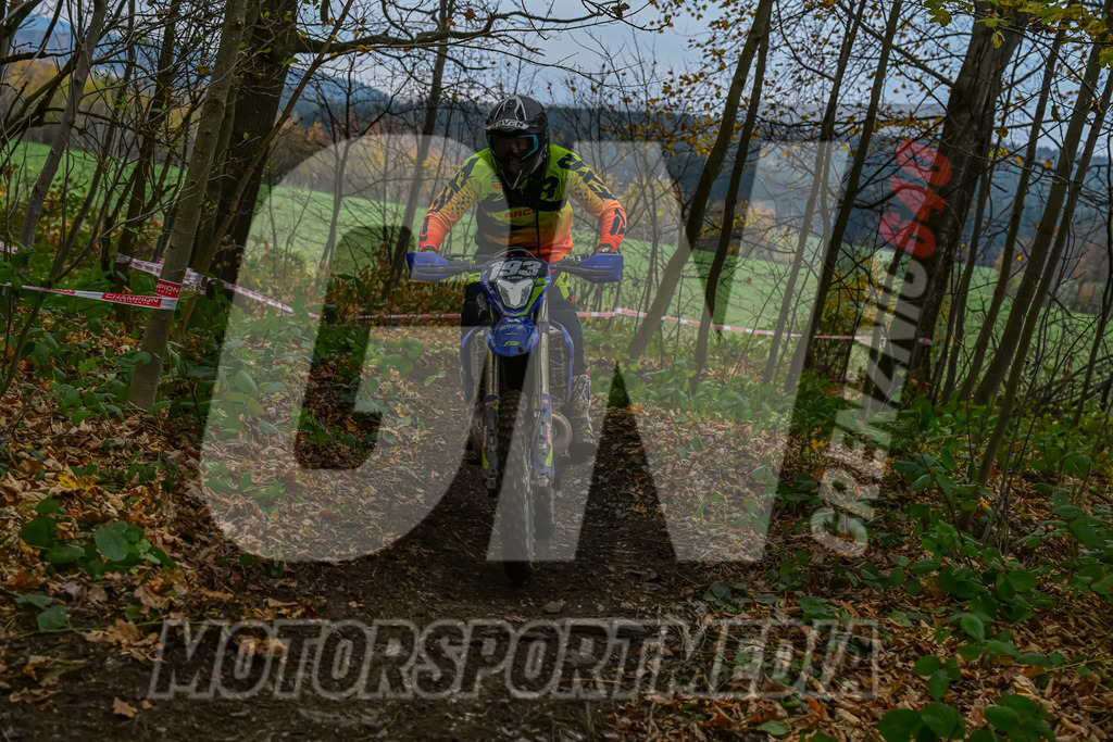 NZ8_8111 | grenznic640