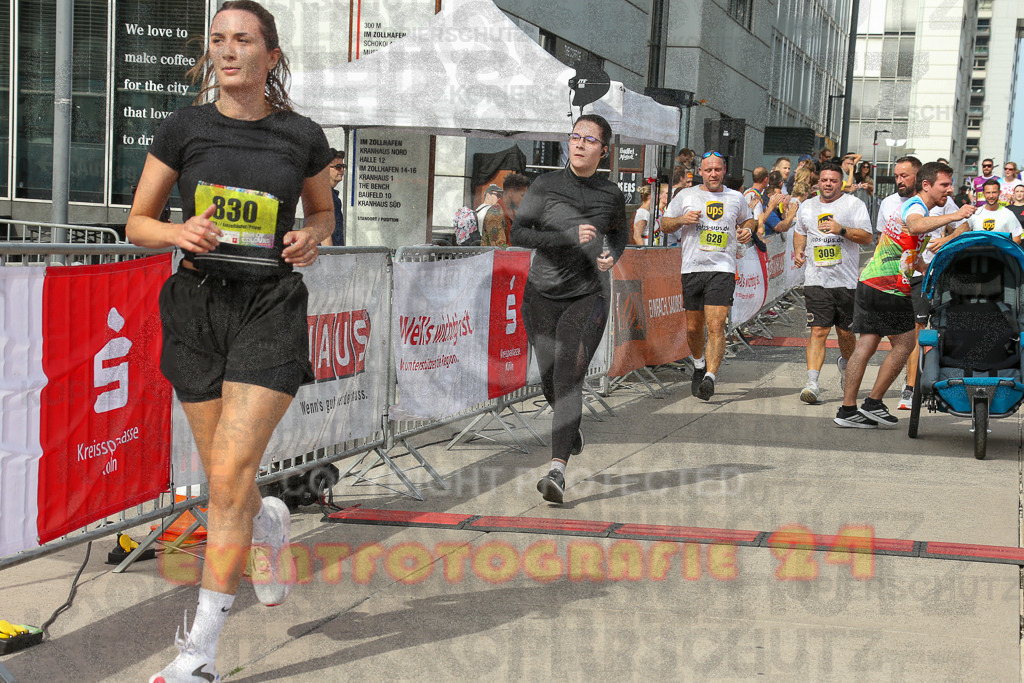 250920_1337_EX1_5844 | Sportfotografie im Rhein-Sieg Kreis, Köln, Bonn, NRW, Rheinland Pfalz, Hessen, etc. Unser Tätigkeitsfeld umfasst den Laufsport vom Volkslauf über den Marathon, Duathlon, Triathon bis zum Ultralauf wie Kölnpfad Ultra oder Schindertrail.
