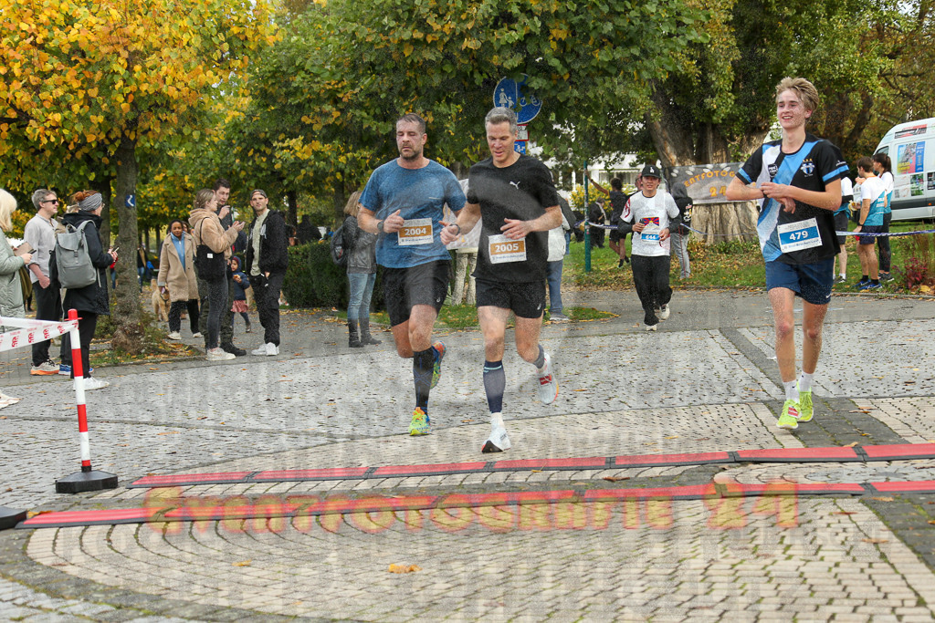 241020_1014_EX1_8277 | Sportfotografie im Rhein-Sieg Kreis, Köln, Bonn, NRW, Rheinland Pfalz, Hessen, etc. Unser Tätigkeitsfeld umfasst den Laufsport vom Volkslauf über den Marathon, Duathlon, Triathon bis zum Ultralauf wie Kölnpfad Ultra oder Schindertrail.