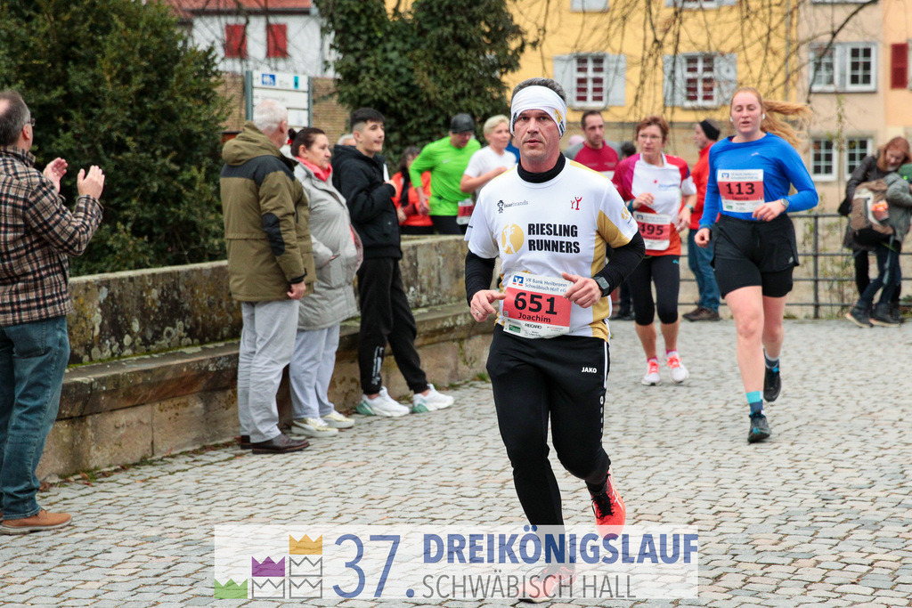 VR Bank Hauptlauf 10000m | 3 Koenigslauf 2023 - Realisiert mit Pictrs.com
