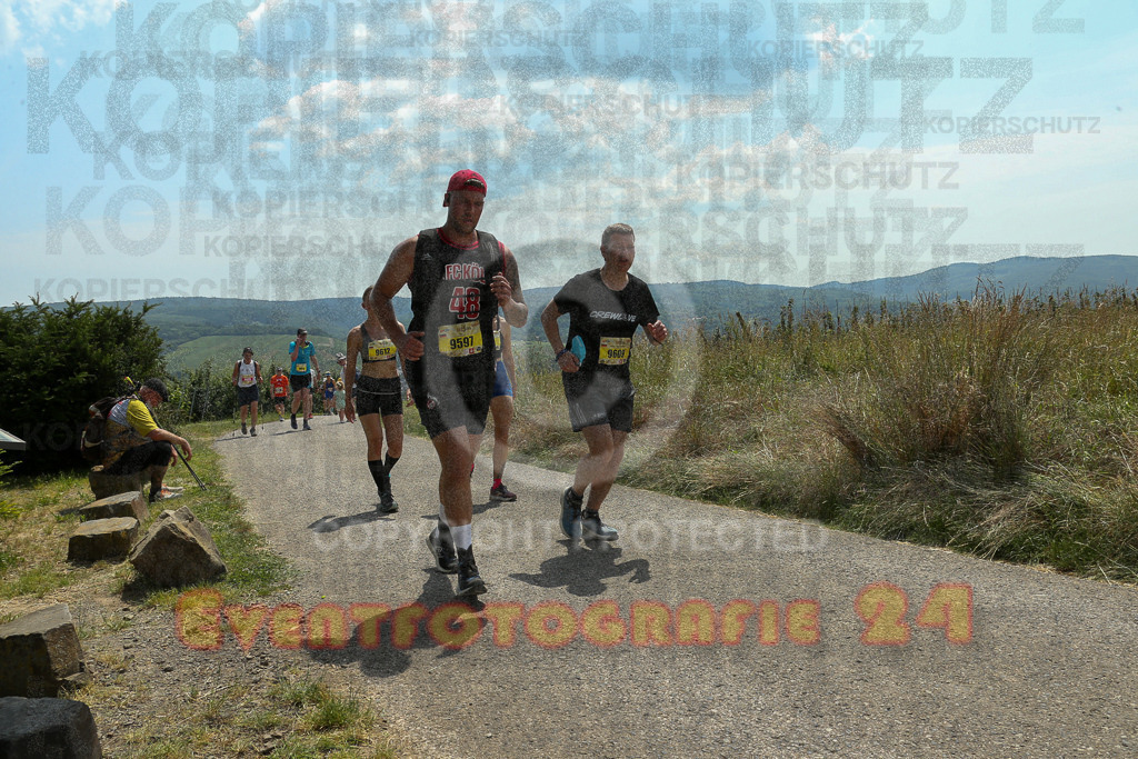 250614_1359_EX1_9842 | Sportfotografie im Rhein-Sieg Kreis, Köln, Bonn, NRW, Rheinland Pfalz, Hessen, etc. Unser Tätigkeitsfeld umfasst den Laufsport vom Volkslauf über den Marathon, Duathlon, Triathon bis zum Ultralauf wie Kölnpfad Ultra oder Schindertrail.