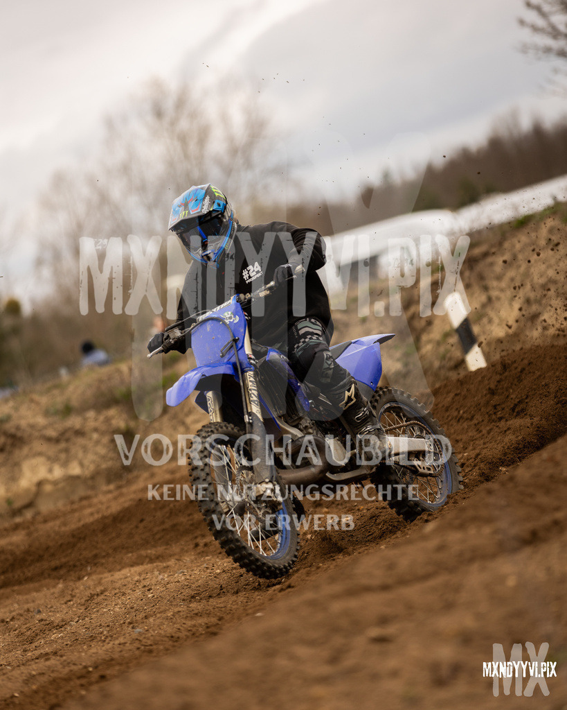 866A1604 | mxndyyvipix