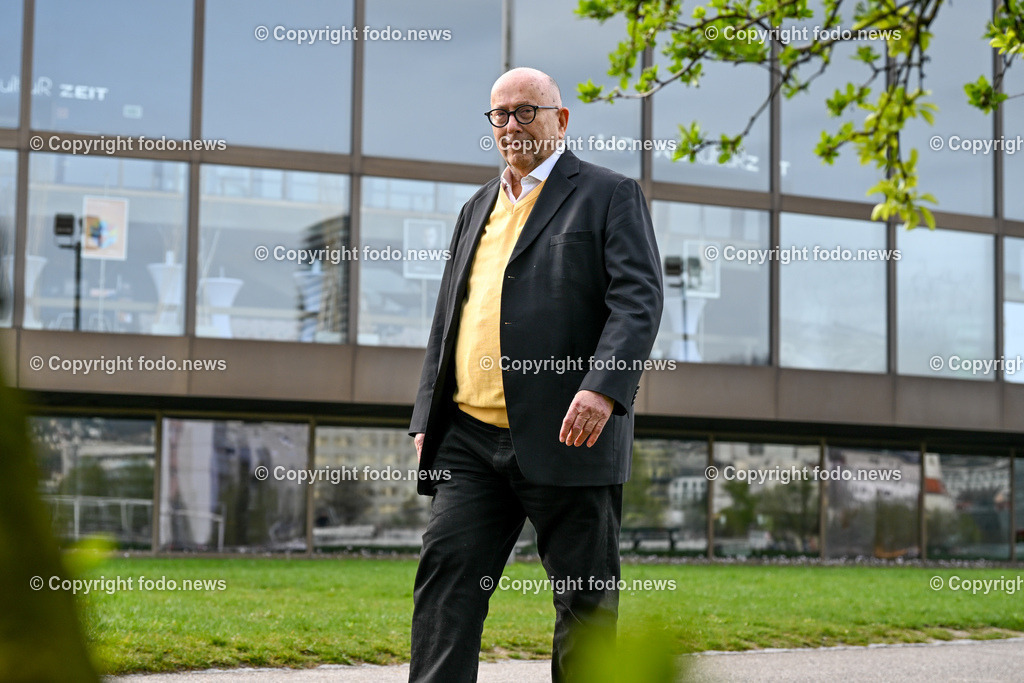 Wolfgang Winkler (Vorsitzender der Diakonie Gallneukrichen)_ 12.04.2023-8 | 12.04.2023, Linz, AUT, Wolfgang Winkler, im Bild Wolfgang Winkler (Vorsitzender der Diakonie Gallneukrichen, ehem. Vorstandsdirektor und kuenstlerischer Leiter der LIVA)