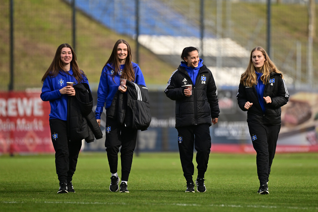 Fußball I Frauen I Saison 2024-2025 I 2. Bundesliga I 19. Spieltag I Hamburger SV - SV 67 Weinberg | Der Sportfotograf. - Realisiert mit Pictrs.com