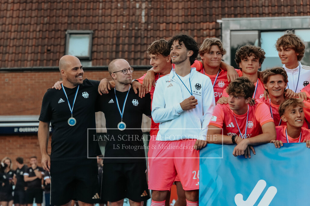 EM_MU18_F_GER-FRA_Lille_bearbeitet (446 von 15) | lanaschraderfotografie - Realisiert mit Pictrs.com