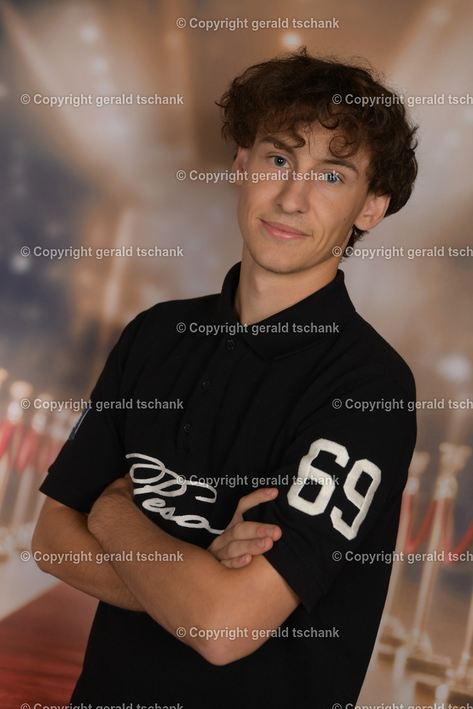 MT1_4295 | Wählen Sie hier bitte Ihr bestes Foto aus, mit diesem Bild wird Ihr Set produziert. Sollten Sie kein Bild wählen oder mehrere suchen wir das Beste aus!