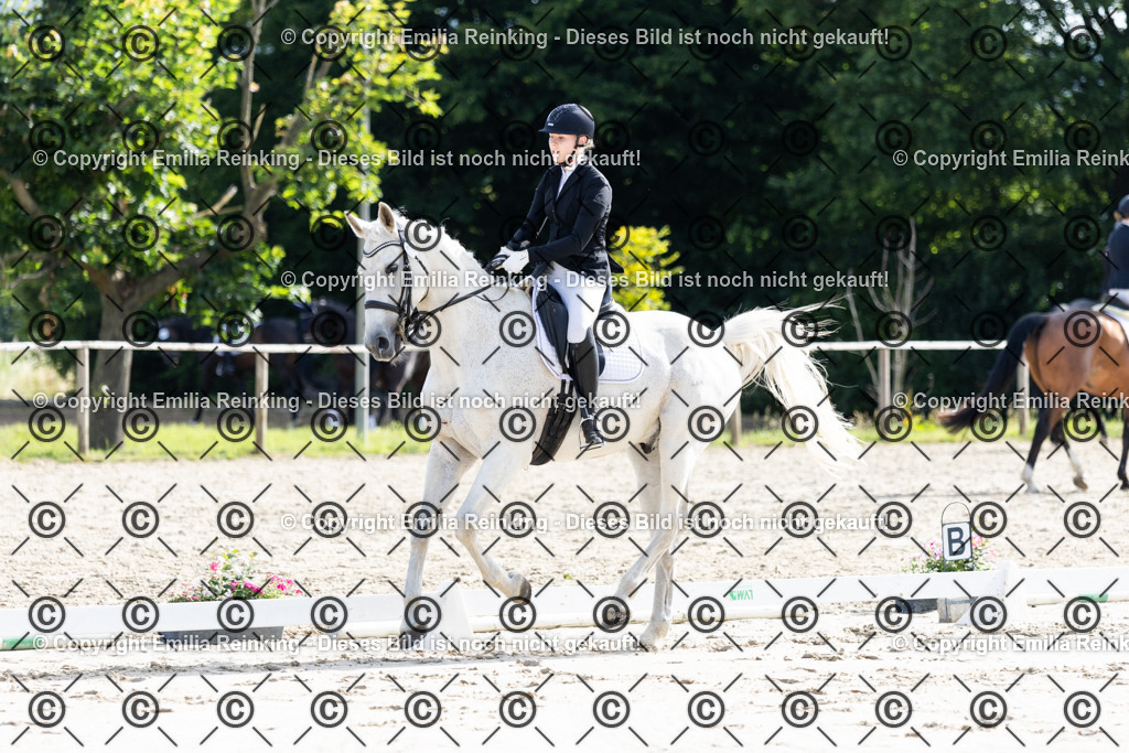 CL5A5519 | Emilia Reinking Fotografie - Realisiert mit Pictrs.com